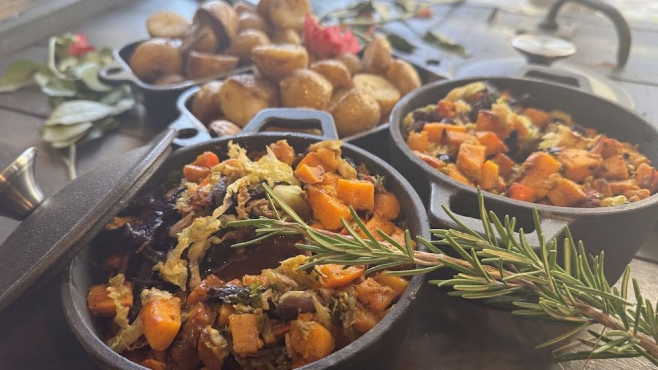 Fredagstakeaway med boeuf bourguignon. LIdt lettere og meget lækrere mad ud af huset