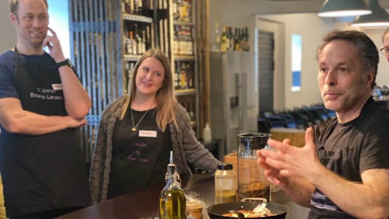 Nytårskokkeskole er en nytårsaften som du aldrig har prøvet det før på det franske hjørne